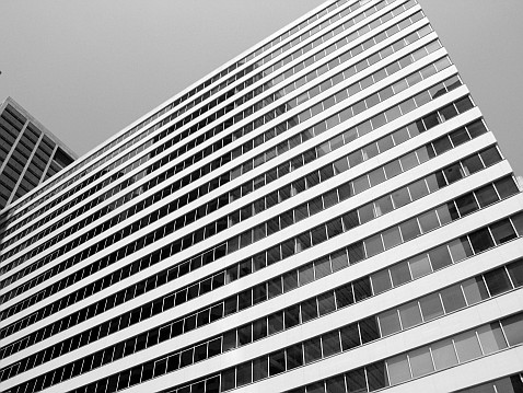Valuing Real Estate (REITs) Valuing Real Estate (REITs)